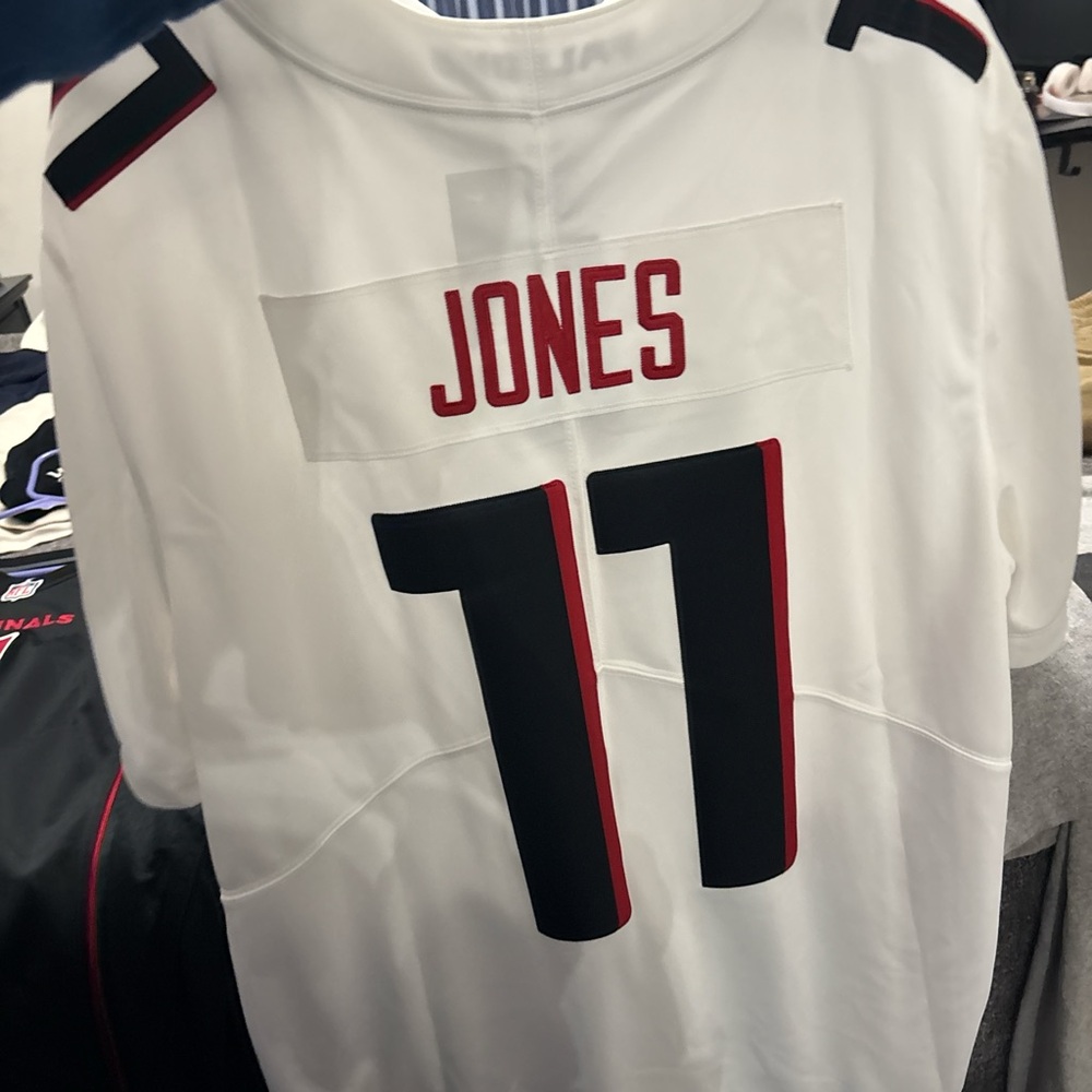 White Football Jersey with Red and Black Atlanta falcons Juilo jones